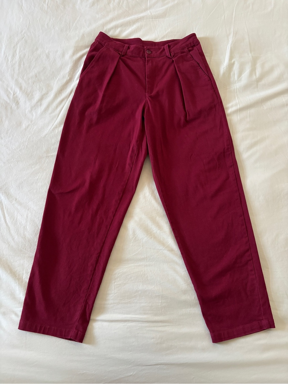 Komodo Pleated Trousers in Wine Red